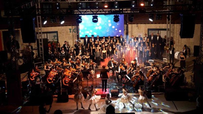 Antakya Şarkılarını Söylemeye Devam Ediyor