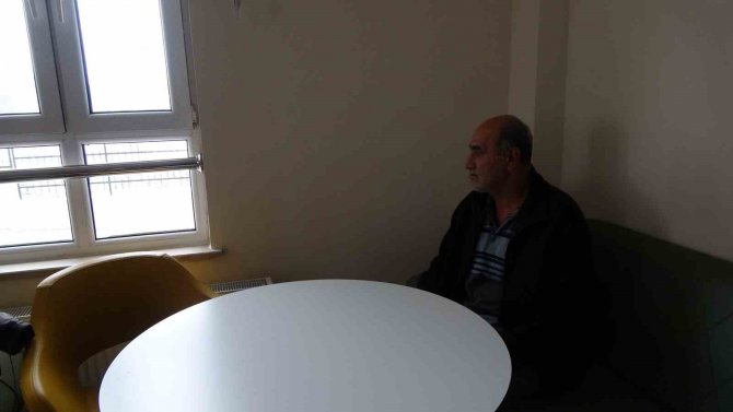 4 Gün Önce Taşındığı Evde Depreme Yakalandı, 47 Yakınını Kaybetti