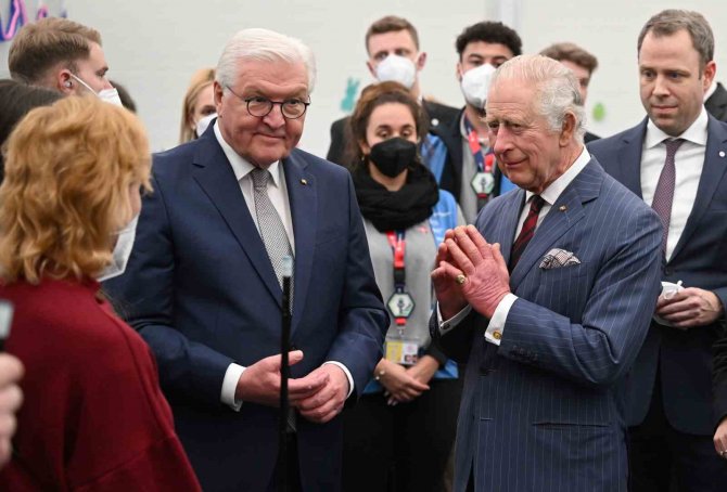 İ̇ngiltere Kralı Iıı. Charles, Ukraynalı Mültecilerle Bir Araya Geldi