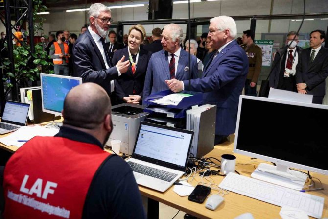 İ̇ngiltere Kralı Iıı. Charles, Ukraynalı Mültecilerle Bir Araya Geldi