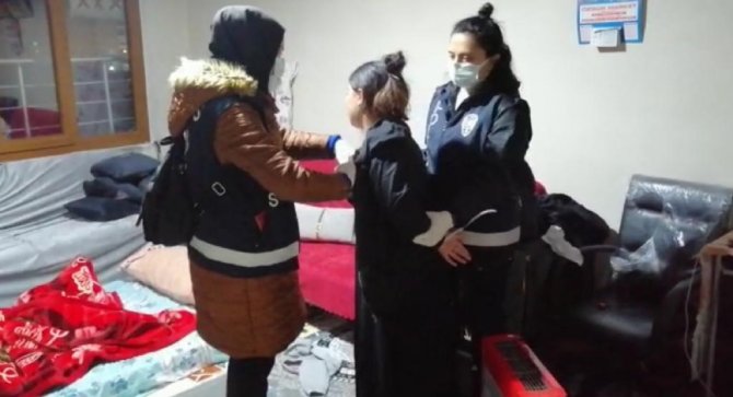 Diyarbakır’da Depremzedelerin Evine Giren 12 Şüpheli Tutuklandı