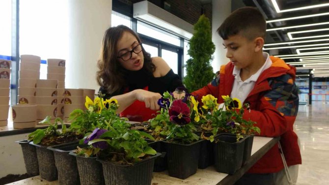 Minikler Sıfır Atık Konusunu Eğlenerek Öğrendi