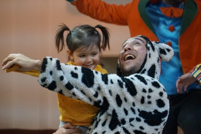 Gölcük’te Çocuklar Ramazan Akşamını Doyasıya Eğlenerek Geçirdi