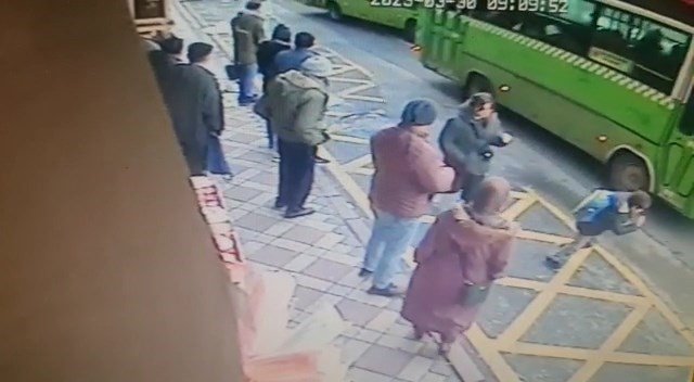 Kazanın Hayattan Kopardığı İlkokul Öğrencisinin Son Anları Kamerada