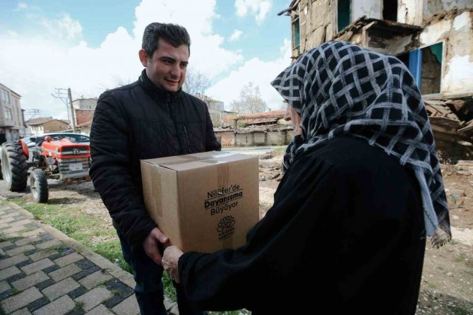 Nilüfer Belediyesi’nden Binlerce Haneye Erzak Desteği