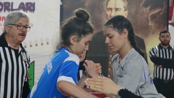 Muğla’da Okul Sporları Bilek Güreşi Müsabakaları Başladı