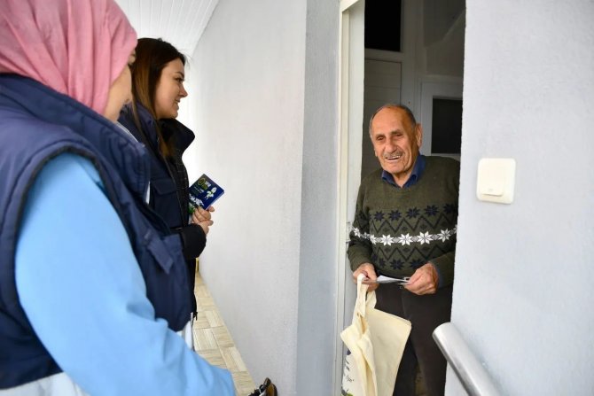 Atıklar Kapı Kapı Toplanıyor