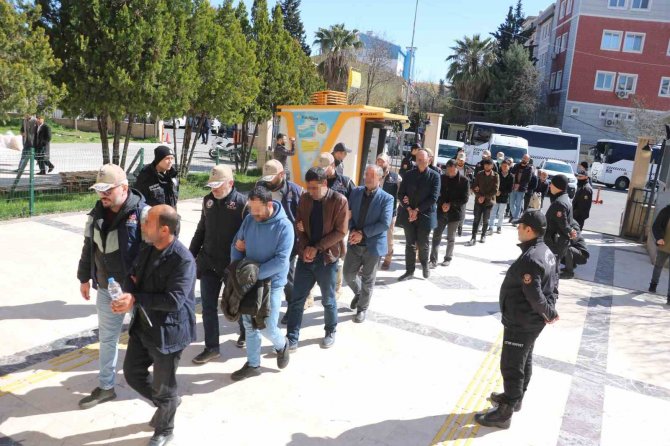Şanlıurfa’da Terörden Gözaltına Alınan 24 Zanlı Adliyede