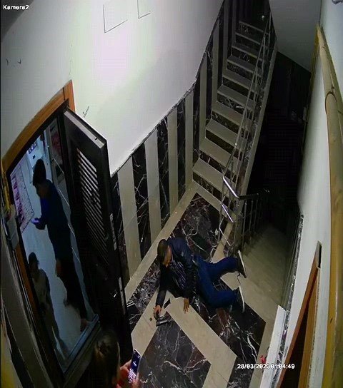 Muhtarın Vurulma Anı Kamerada