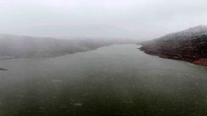 Tehlike Çanları Çalan Baraj Yeniden Su Tutmaya Başladı