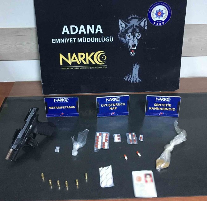 Evinden Uyuşturucu Çıktı, Sevgilisinin Kullandığını Öne Sürdü