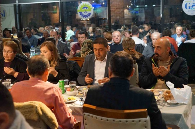 Bulgaristan Seçimlerini Değerlendiren Tekirdağ Valisi Yıldırım: “Var Mısınız Hep Birlikte En Az 40 Vekil Çıkarmaya”