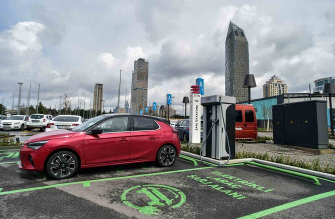 Şarj İstasyonlarında Togg Etkisi; Yılsonuna Kadar 20 Bine Ulaşacak