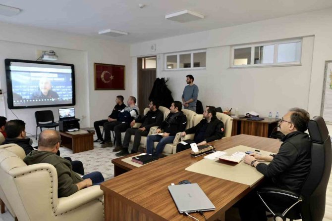 Vali Kızılkaya, Bakan Soylu Başkanlığında Yapılan Toplantıya Katıldı