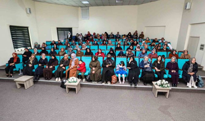 Van Büyükşehir Belediyesinden ‘Ramazan’ Semineri