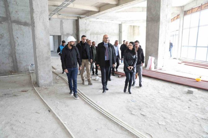 İ̇pekyolu’nda Projeler Bir Bir Hayata Geçiriliyor.