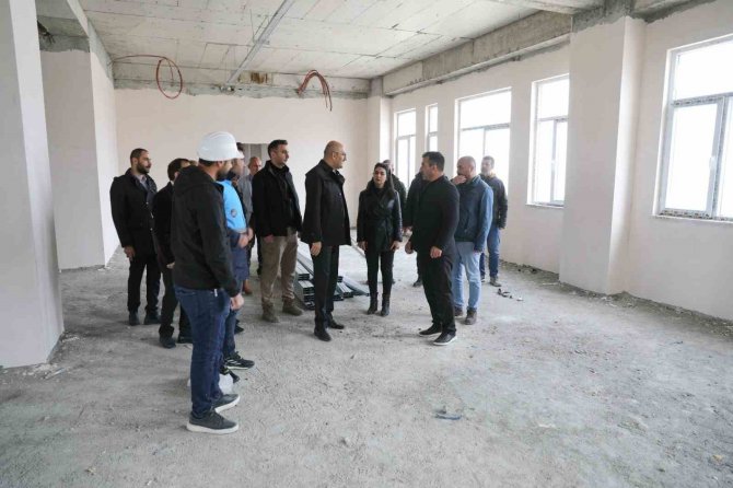 İ̇pekyolu’nda Projeler Bir Bir Hayata Geçiriliyor.