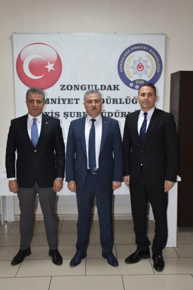 Başarılı Personeller Ödüllendirildi