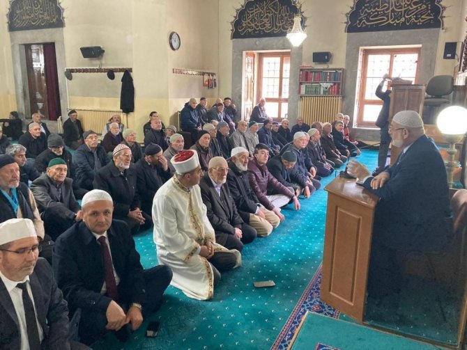 Afyonkarahisar’da Depremde Vefat Edenler İçin Kur’an Ziyafeti