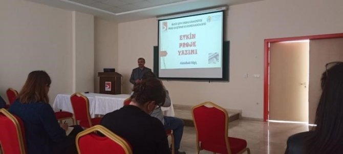 ‘Ar-ge Projeleri Yazma’ Eğitimi Verildi