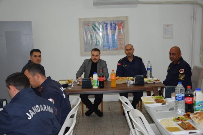 Kaymakam Odabaş, Jandarma İle İftarda Bir Araya Geldi
