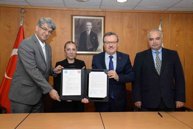 Uludağ Üniversitesi Rektörü Kılavuz: “Yerli Tohum, Milli Teknoloji Kadar Önemli”