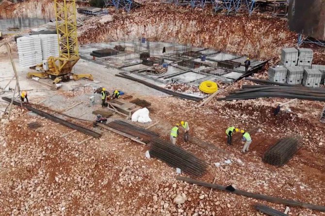 Depremin Merkezi Ovaya İnince Yıkıldı: Pazarcık, İlk Yerleşim Yerine Geri Dönüyor