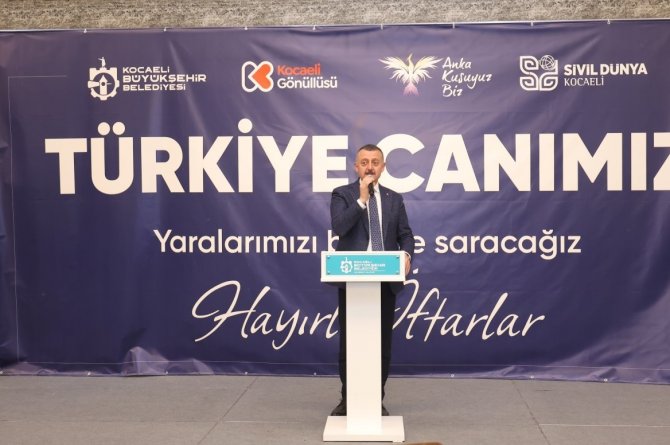 Başkan Büyükakın: “Orta Hasarlı Binasını Badana Boya Yapıp, ’Başkasına Satıp Giderim’ Diyenler Var"