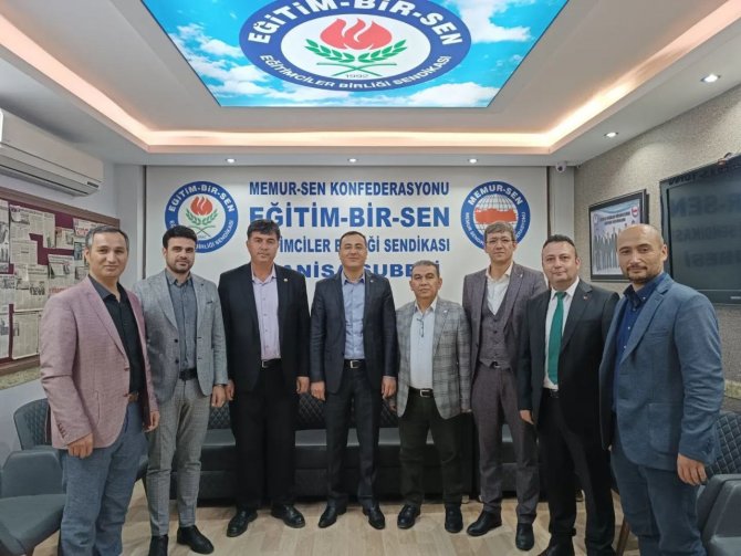 Eğitim Bir Sen Manisa Şubesi’nde Halil Kallat Dönemi Başladı