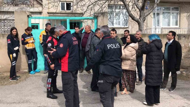 Doğal Gaz Kaçağı İçin Eve Giren Polis Dehşetle Karşılaştı