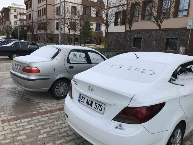 Mart Ayının Son Günü Elazığ’a Kar Yağdı