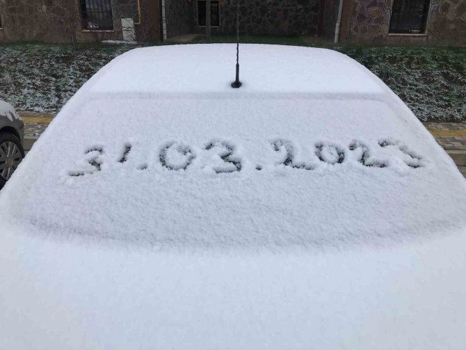 Mart Ayının Son Günü Elazığ’a Kar Yağdı