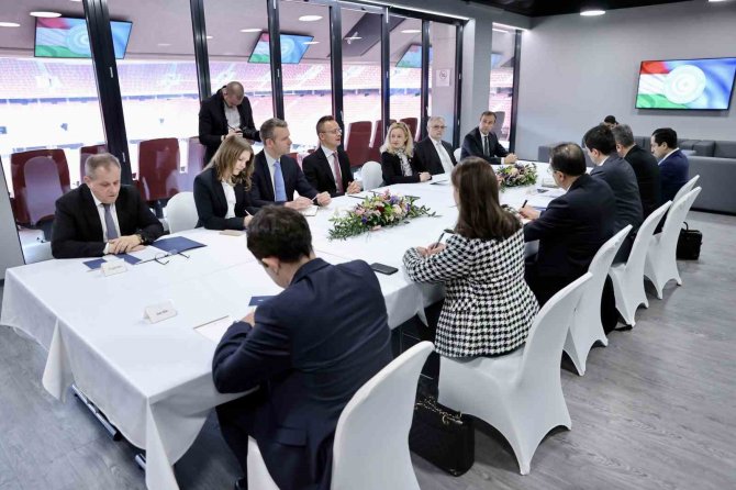 Bakan Dönmez, Türk Devletleri Teşkilatı Enerji Bakanları Toplantısında Konuştu