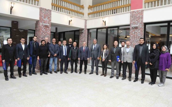 Rektör Altun’dan Deprem Bölgesinde Çalışmalara Katılan Öğretim Üyelerine Teşekkür