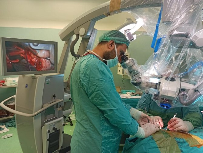 Eskişehir Şehir Hastanesinde İlk Yüz Felci Ameliyatı Gerçekleştirildi