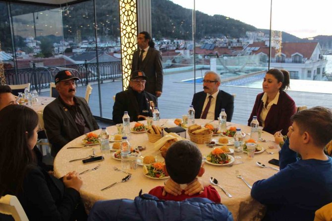 Kaymakam Karaman Şehit Ve Gazi Aileleri İle İftarda Buluştu