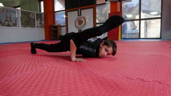 3 Yaşından Beri Jimnastik Yapıyor: Hayali Dünya Derecesi Yapmak