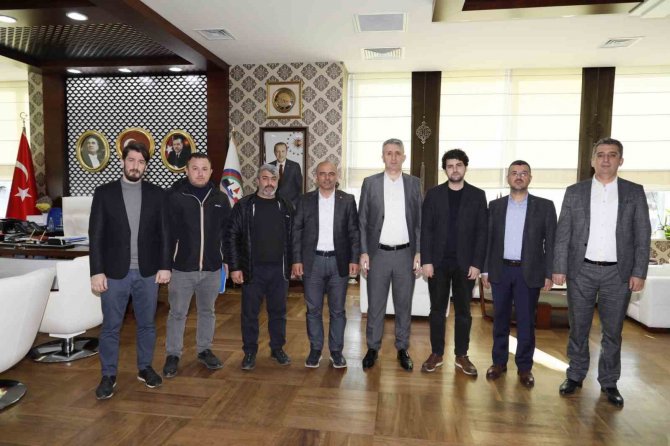 Körfez’de En Düşük İşçi Maaşı 17 Bin 500 Tl Oldu