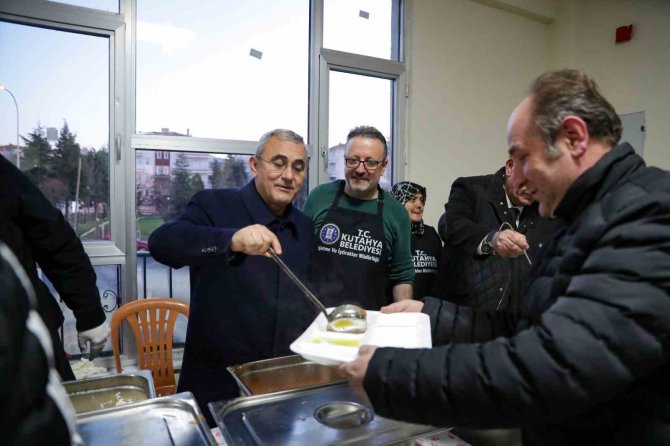 Başkan Işık: "Hemşehrilerimizi İftar Sofralarımıza Bekliyoruz"