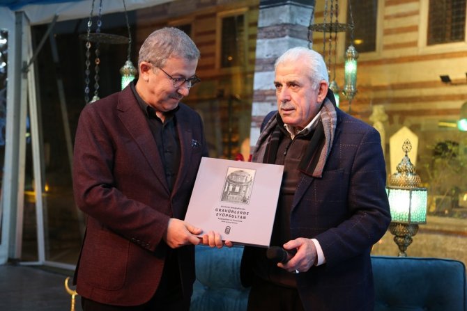 Eyüpsultan’da ’İ̇nsanın Geleceği’ Söyleşisinin Konuğu Gazeteci-yazar Mehmet Ali Bulut Oldu