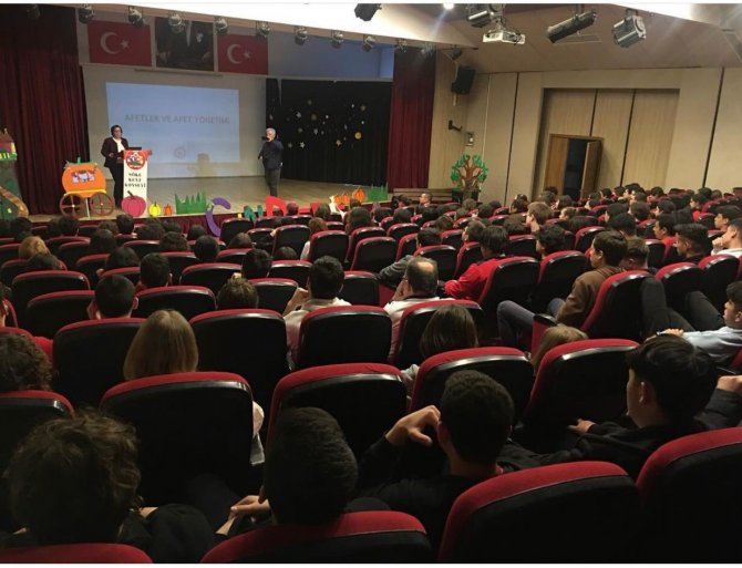 Söke’de Öğrencilere Afetler Ve Afet Farkındalığı Eğitimi