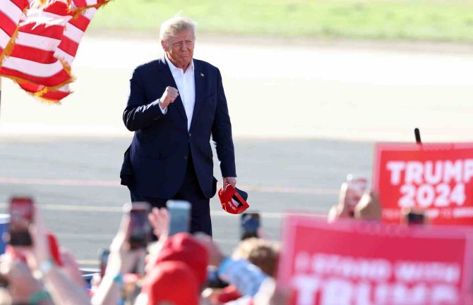 Trump, Manhattan Büyük Jürisi Tarafından Suçlandı