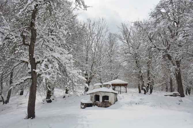 Göktepe Yaylasındaki Kar Manzaraları Görenleri Mest Ediyor