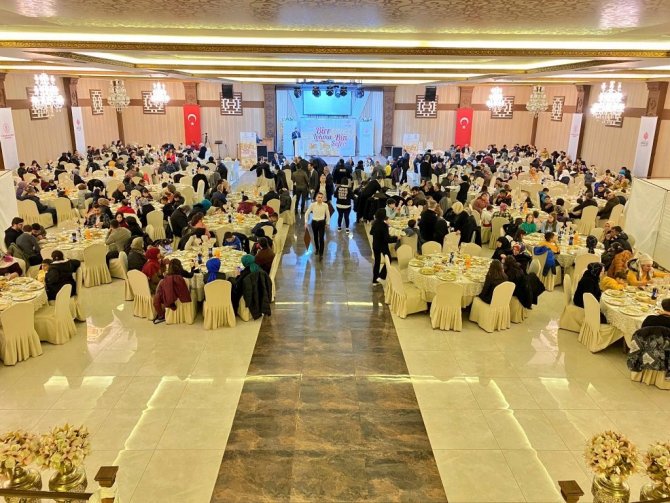Bir Lokma Bin Sofra İftarı Düzce’de Yapıldı