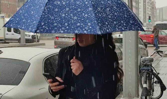 Mart Ayı Yine Şaşırtmadı