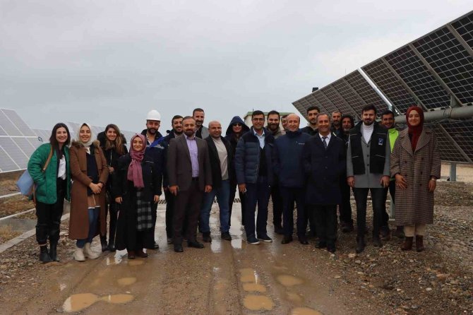 Vedaş Mühendislerinden Güneş Enerji Santraline Teknik Gezi