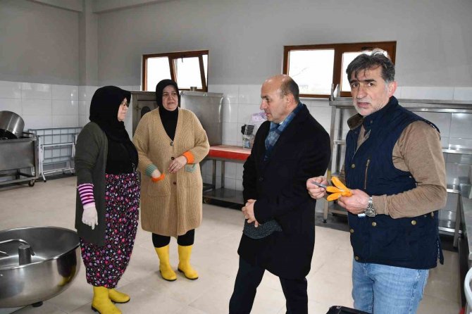 Yalovalı Kadınların Ürettiği Yöresel Ürünler Dünya Pazarına Açılıyor