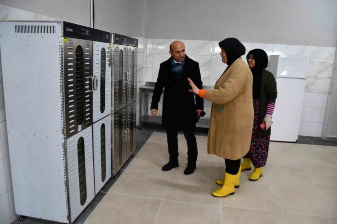 Yalovalı Kadınların Ürettiği Yöresel Ürünler Dünya Pazarına Açılıyor