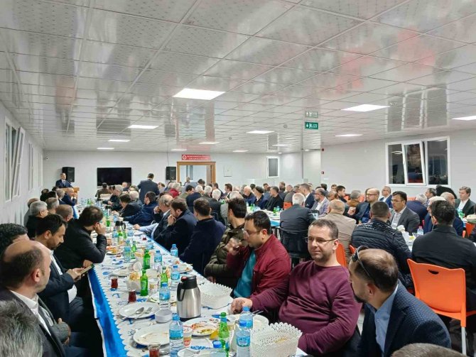 Aydın Bölge Yatılı Kur’an Kursu’nda İftar Programı Düzenlendi