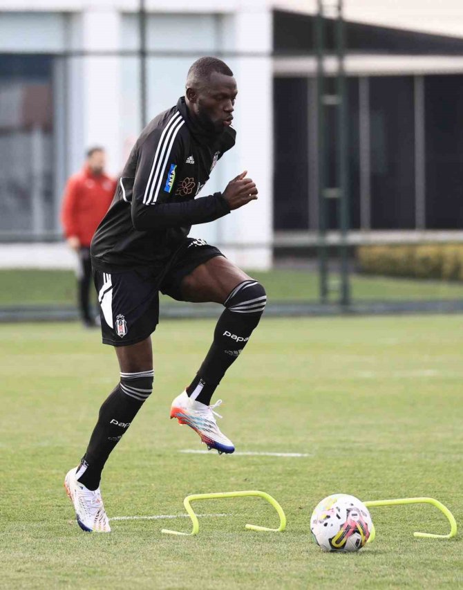 Beşiktaş, Fenerbahçe Maçı Hazırlıklarını Tamamladı